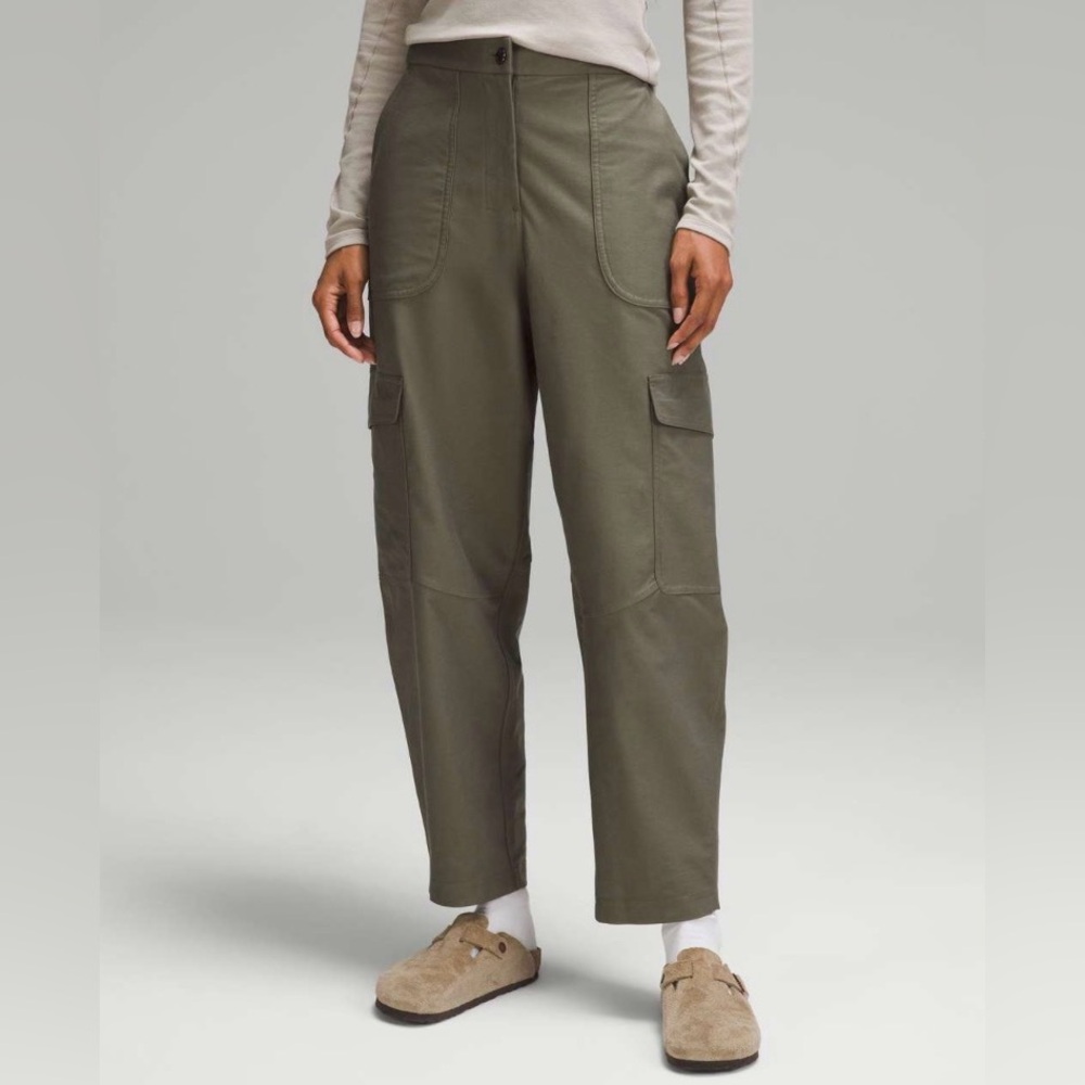 Lululemon Light Utilitech Cargo Pocket High-Rise Pant Army Green 31